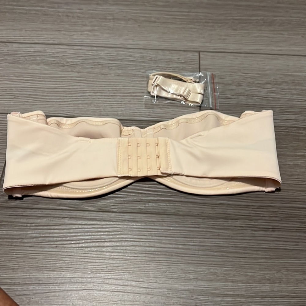 Bra - Picture 2 of 3